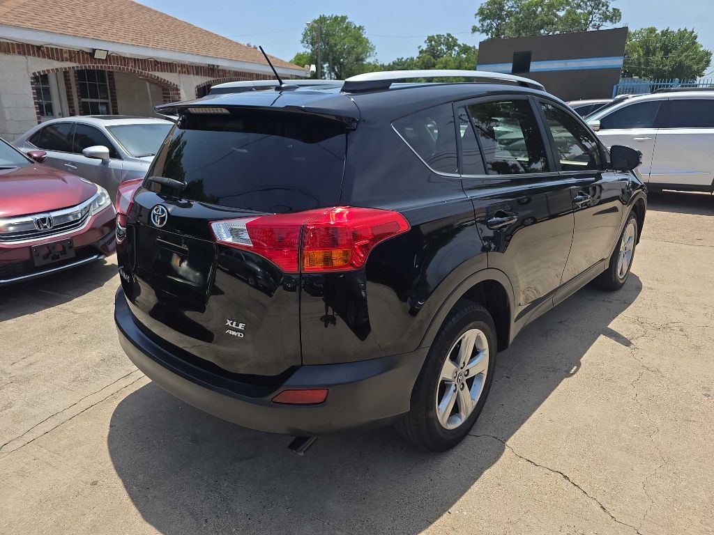 2015 Toyota Rav4 Image 5