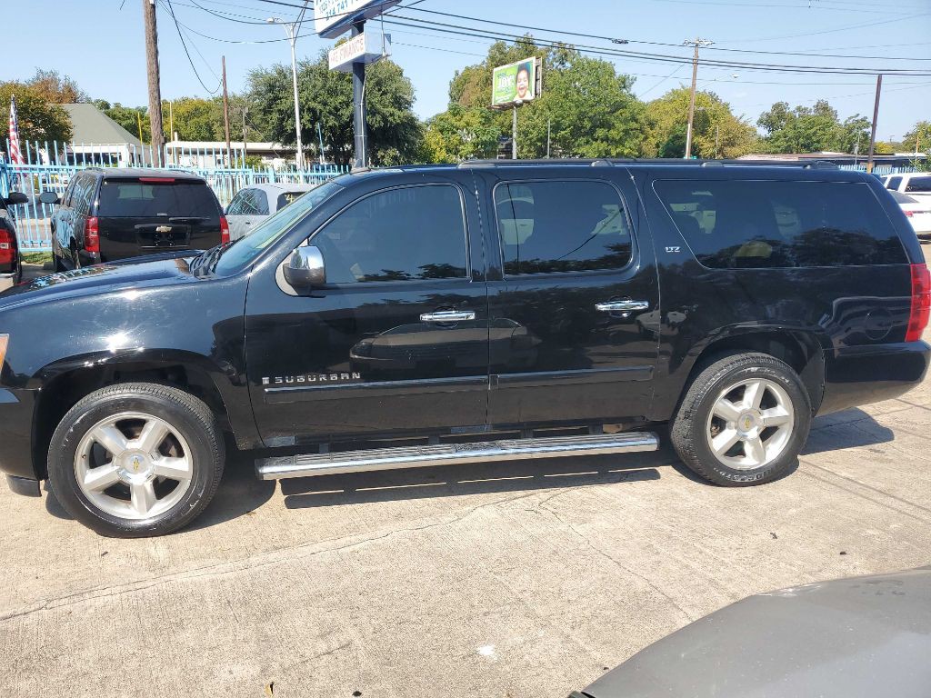 2008 Chevrolet Suburban Image 8
