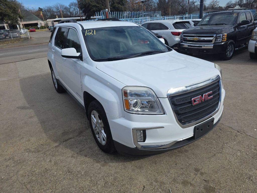 2016 GMC Terrain Image 2
