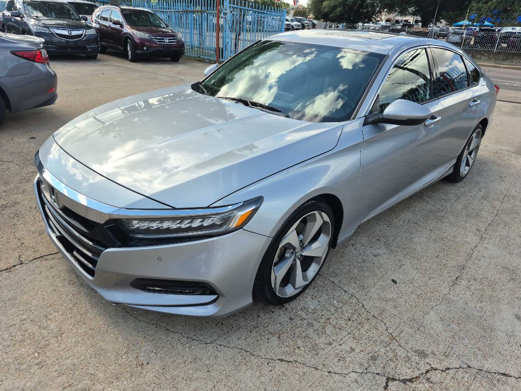 2018 Honda Accord Image 1