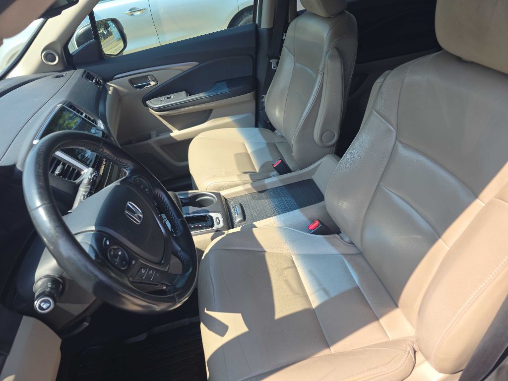 2016 Honda Pilot Image 12