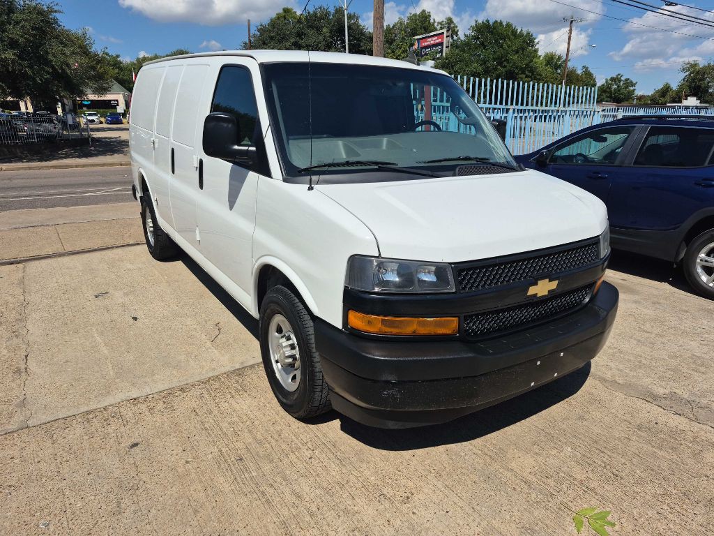 2021 Chevrolet Express Image 2