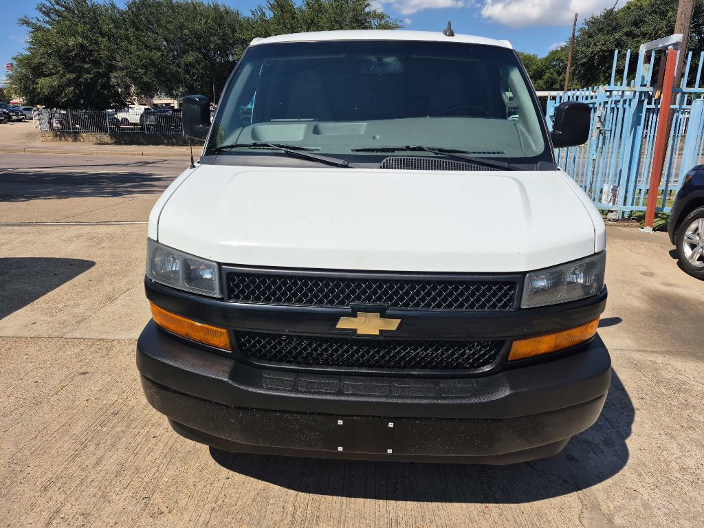 2021 Chevrolet Express Image 5