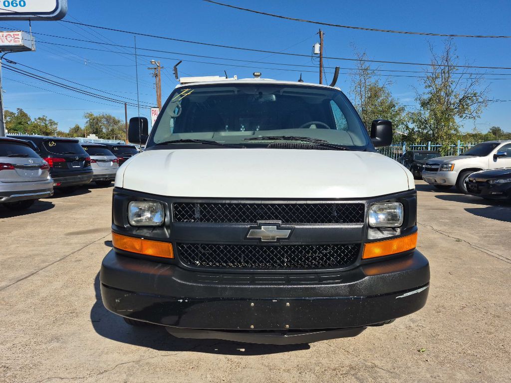 2015 Chevrolet Express Image 5