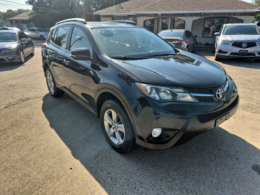 2015 Toyota Rav4 Image 2
