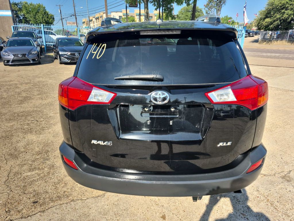 2015 Toyota Rav4 Image 6