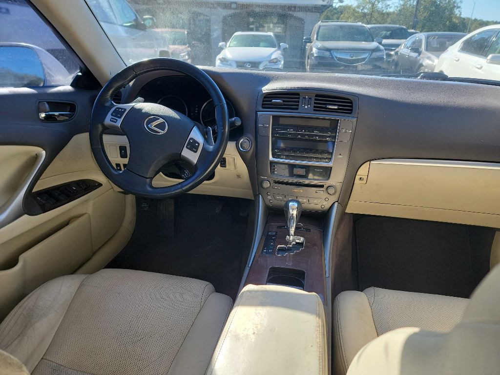 2012 Lexus IS Image 10