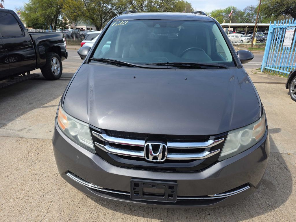 2016 Honda Odyssey Image 2