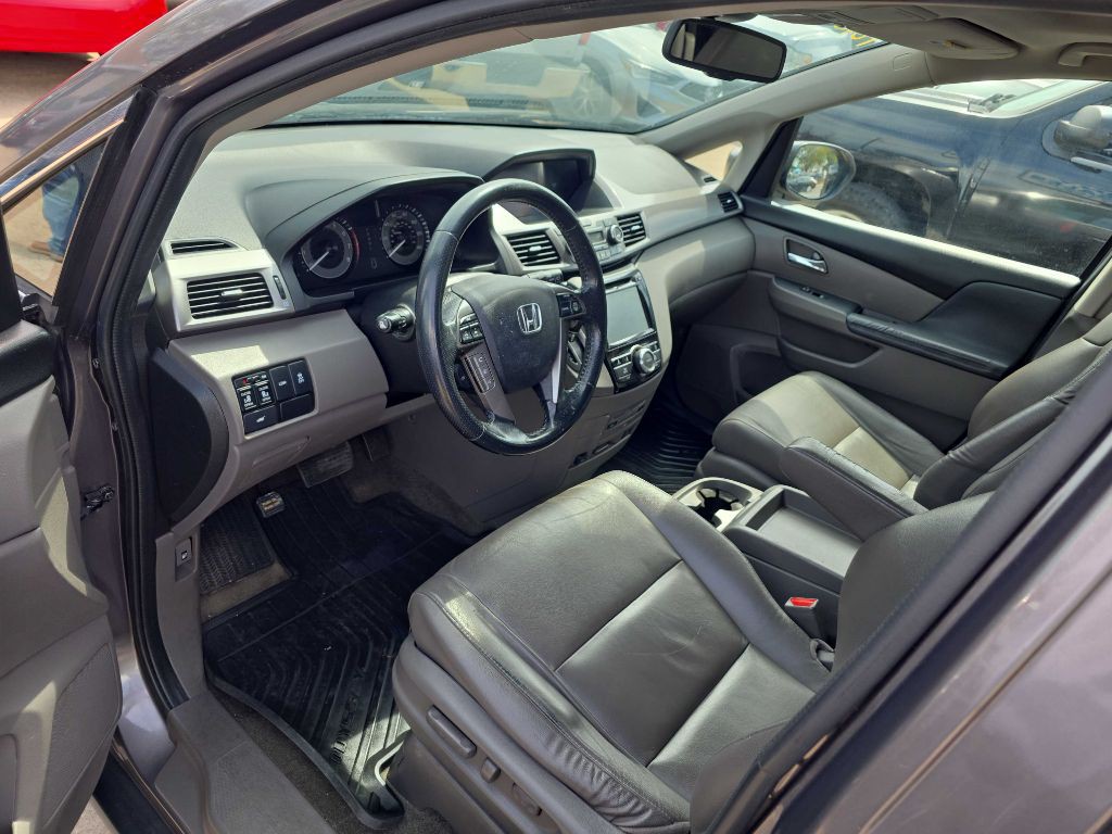 2016 Honda Odyssey Image 9