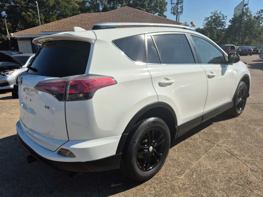 2016 Toyota Rav4 Image 4
