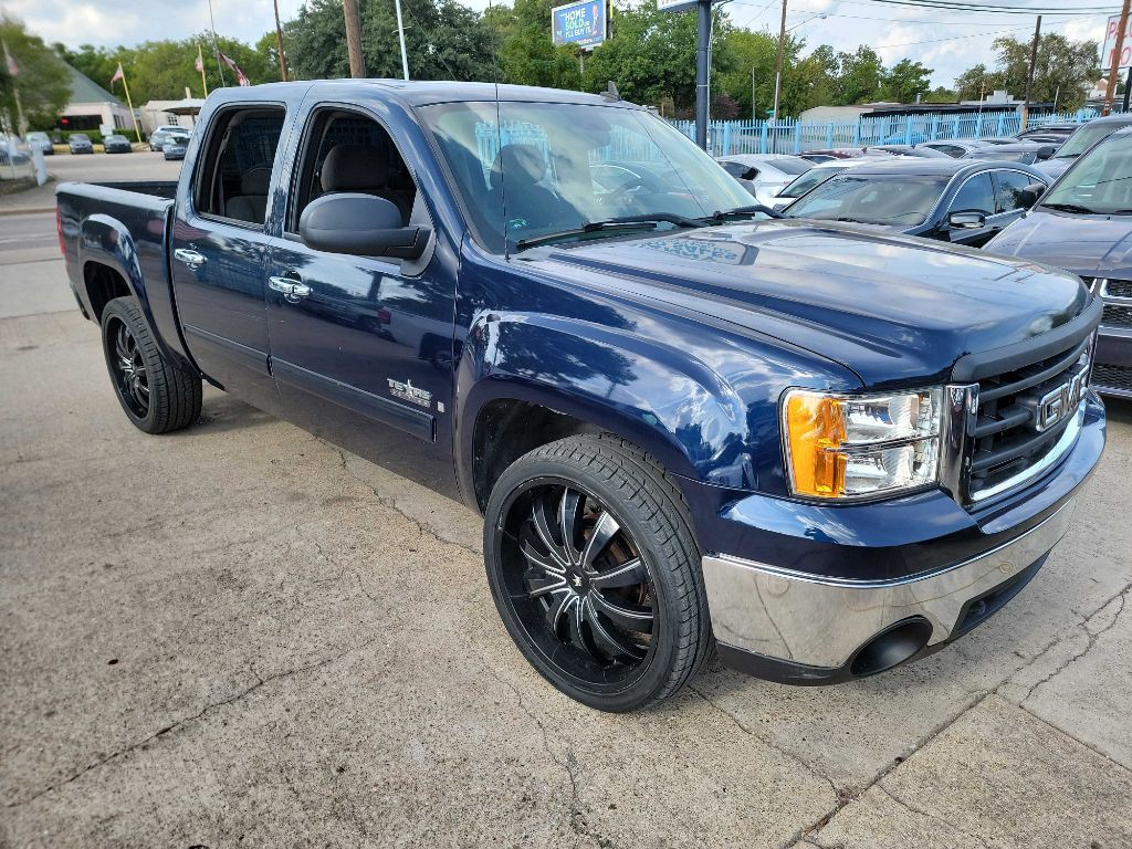 2007 GMC Sierra Image 1
