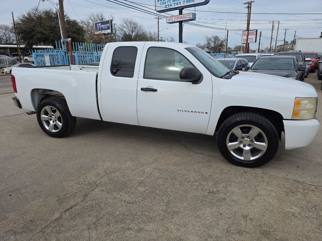 2007 Chevrolet Silverado 1500 Image 3