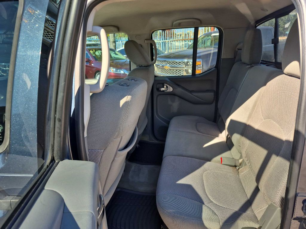 2018 Nissan Frontier Image 8