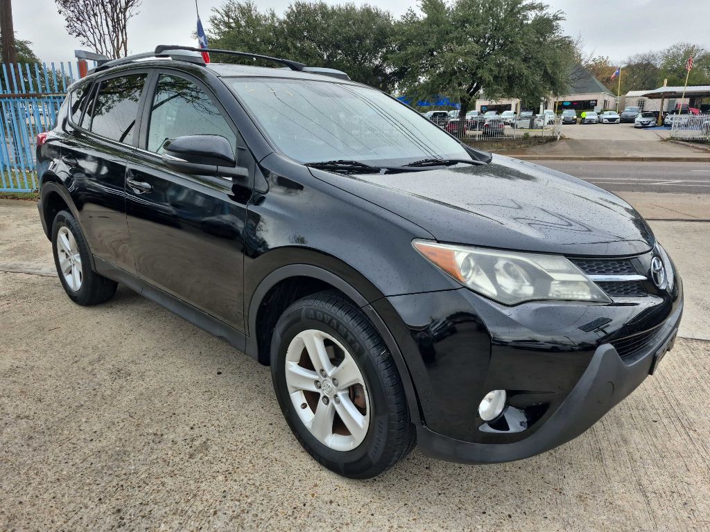 2014 Toyota Rav4 Image 2