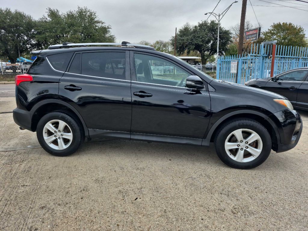 2014 Toyota Rav4 Image 5