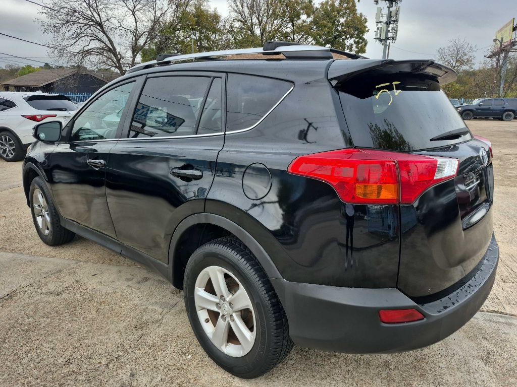 2014 Toyota Rav4 Image 7