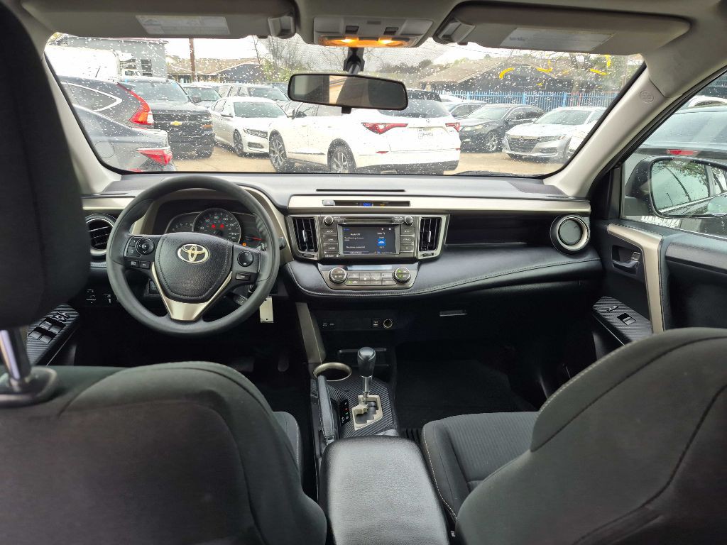 2014 Toyota Rav4 Image 9