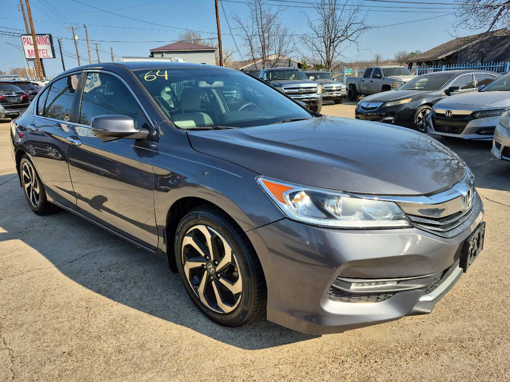 2017 Honda Accord Image 2