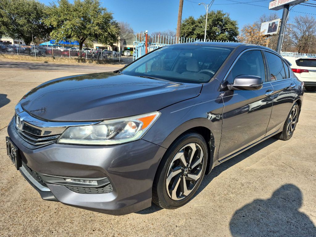 2017 Honda Accord Image 1
