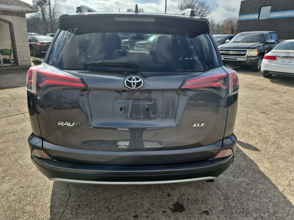 2018 Toyota Rav4 Image 6