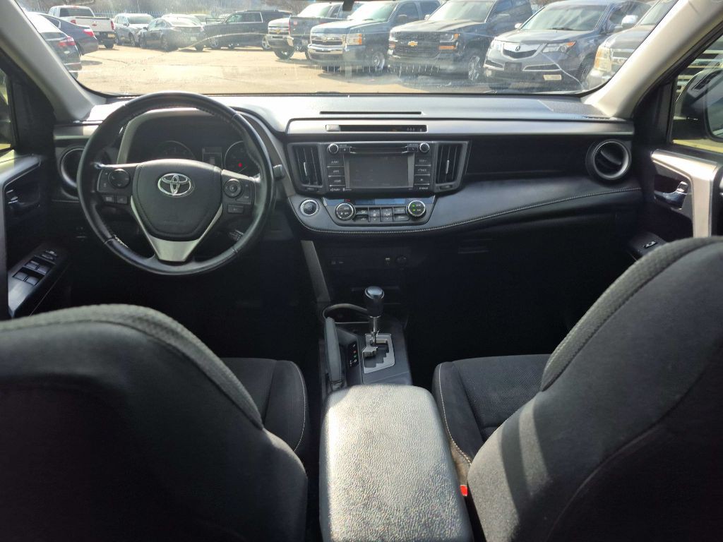 2018 Toyota Rav4 Image 9