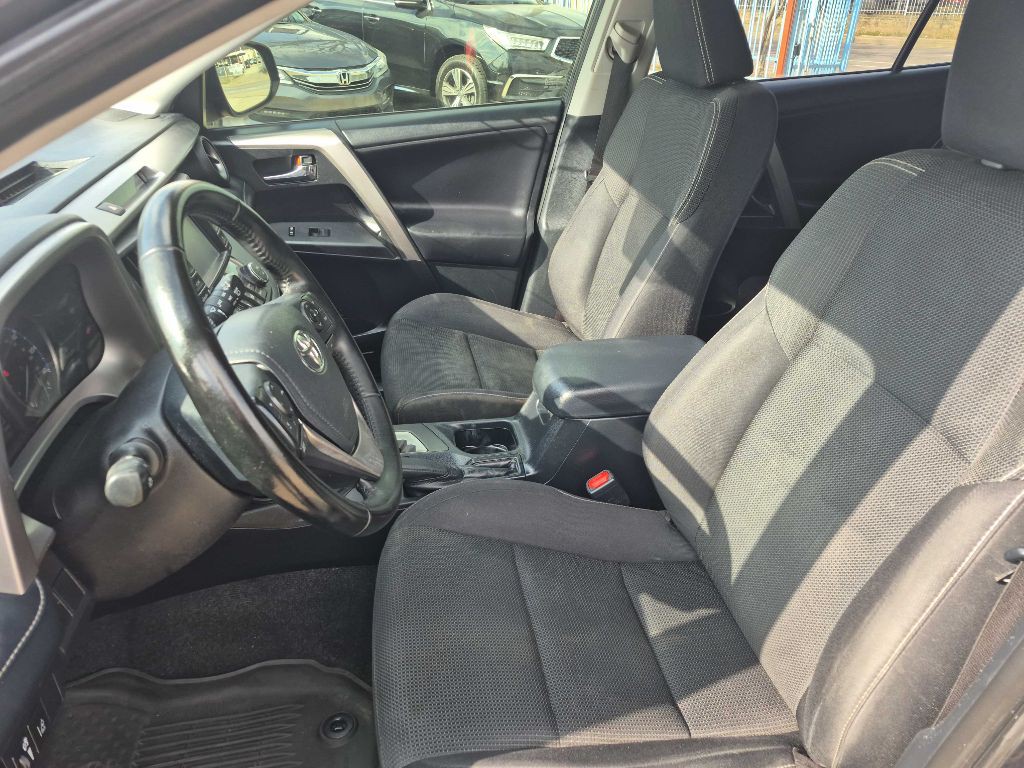 2018 Toyota Rav4 Image 10