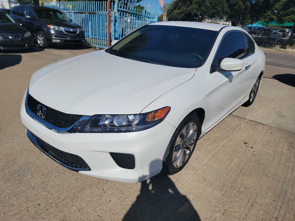 2015 Honda Accord Image 1