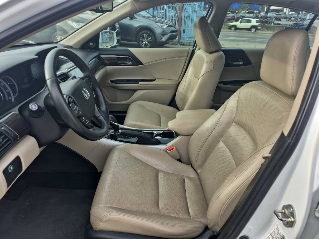 2016 Honda Accord Image 10