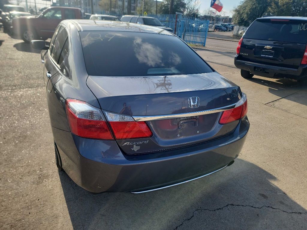 2015 Honda Accord Image 3