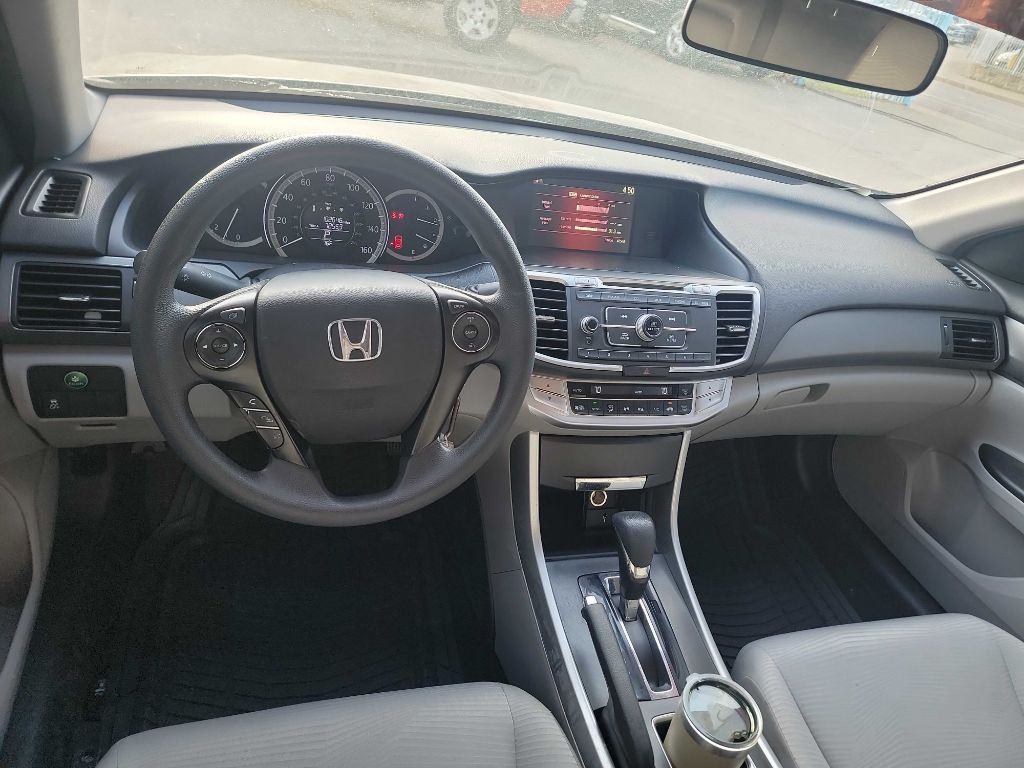 2015 Honda Accord Image 8