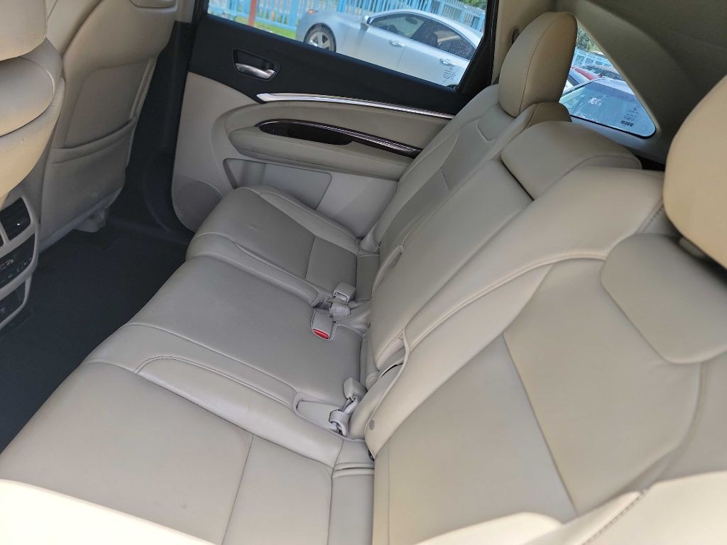 2017 Acura MDX Image 11