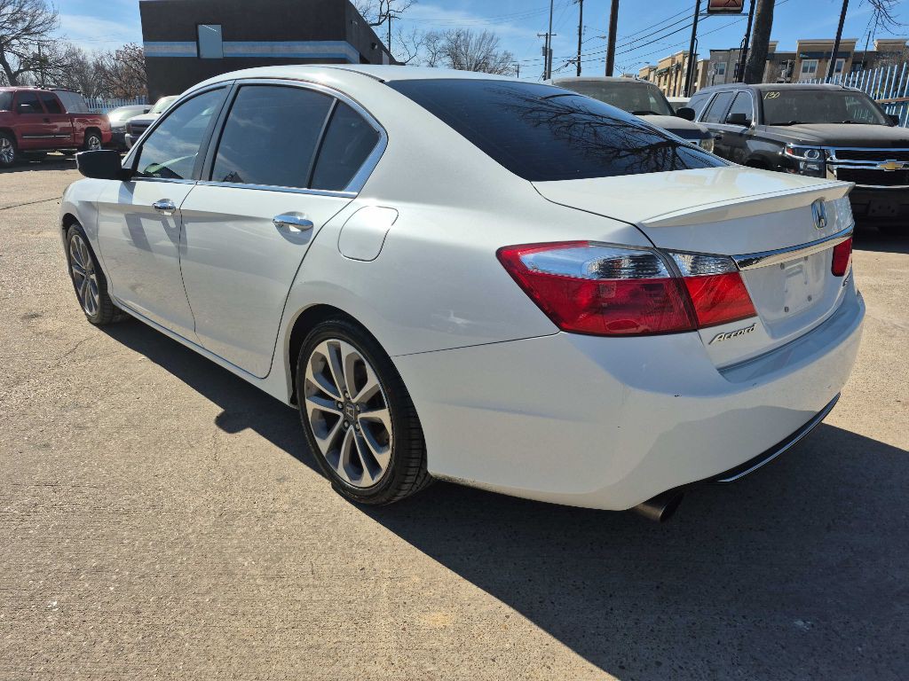 2013 Honda Accord Image 8