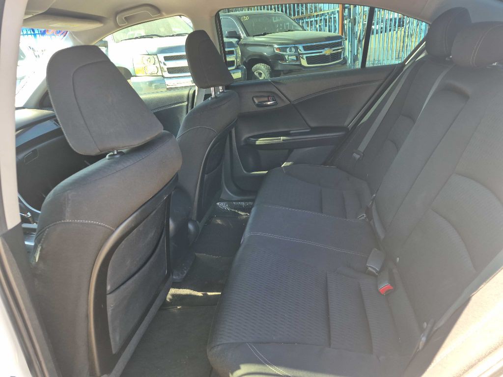 2013 Honda Accord Image 10