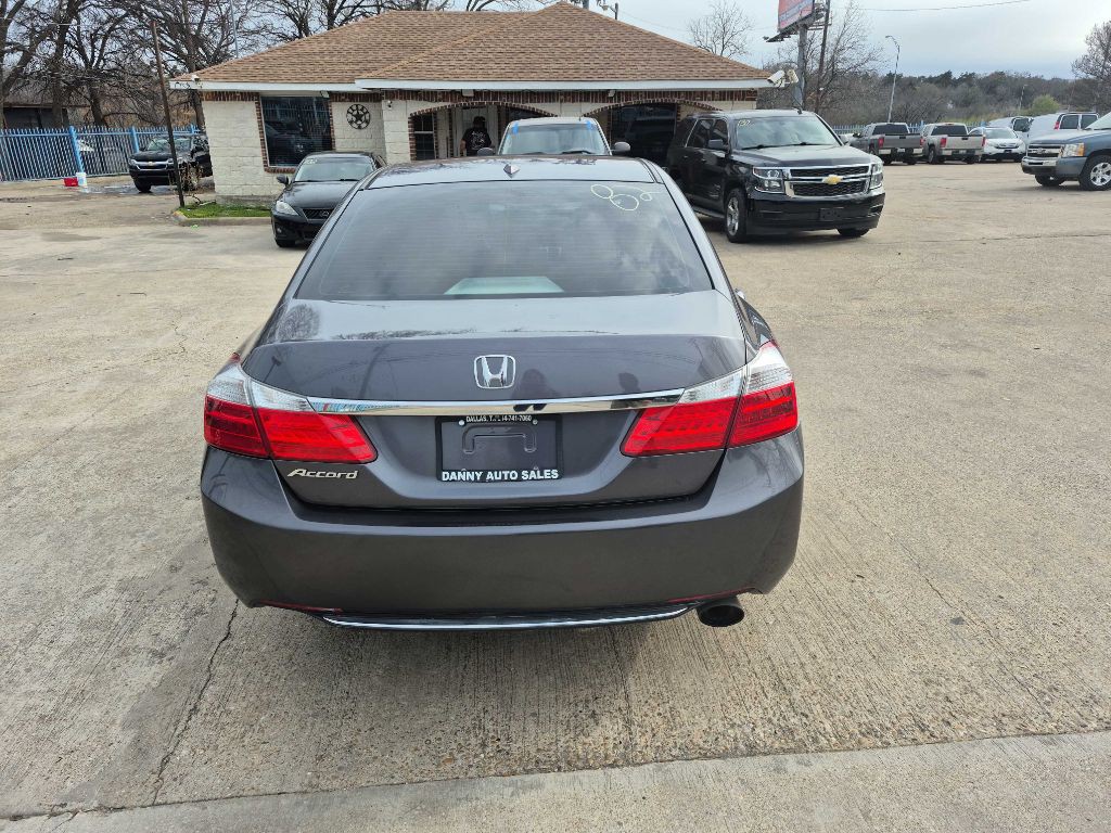 2015 Honda Accord Image 8