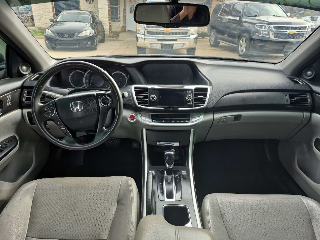 2015 Honda Accord Image 10