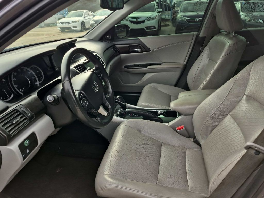 2015 Honda Accord Image 11