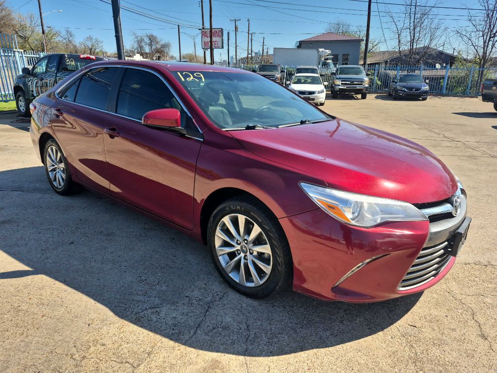 2017 Toyota Camry Image 3