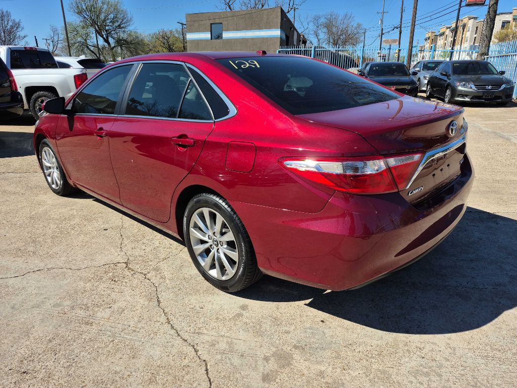 2017 Toyota Camry Image 7