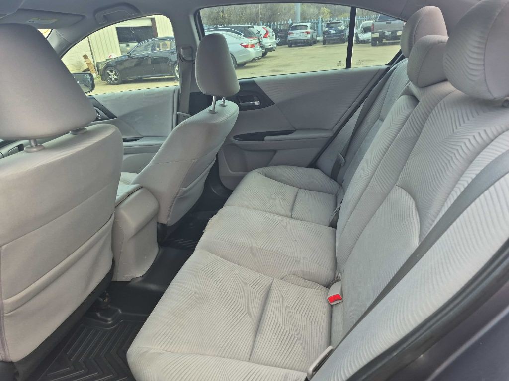 2015 Honda Accord Image 9