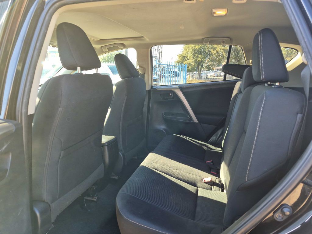 2013 Toyota Rav4 Image 7