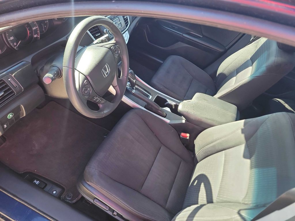 2015 Honda Accord Image 9