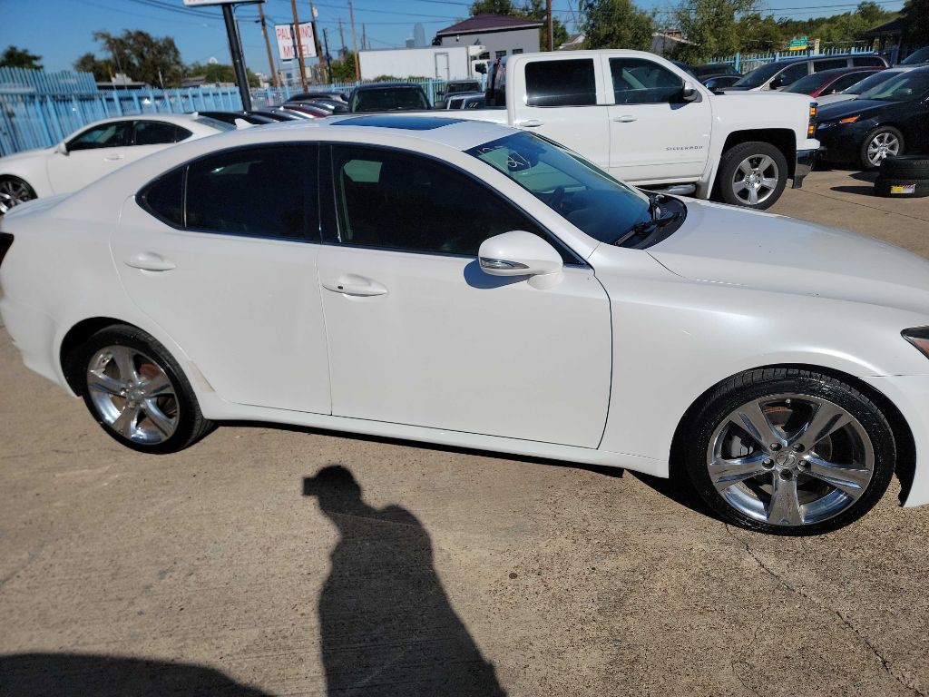2012 Lexus IS Image 3