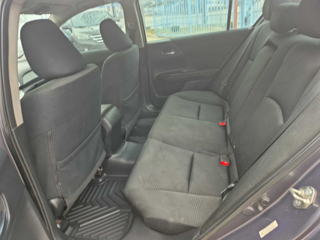 2014 Honda Accord Image 17