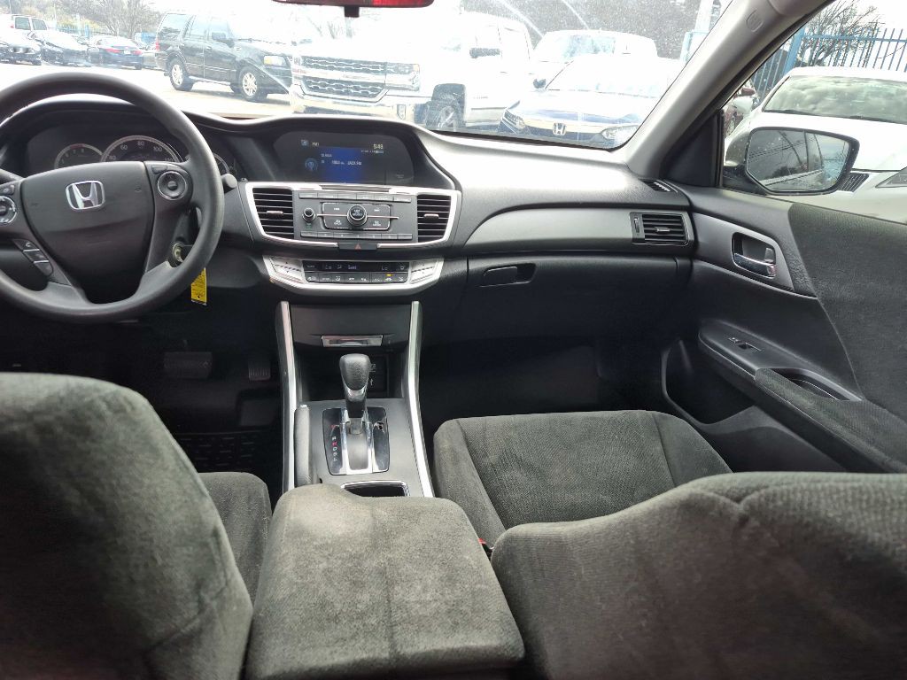 2013 Honda Accord Image 9