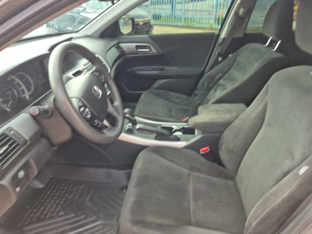 2013 Honda Accord Image 11