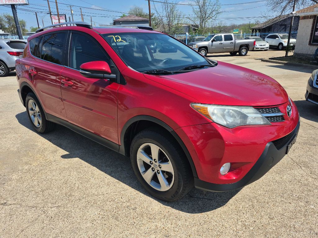 2015 Toyota Rav4 Image 1