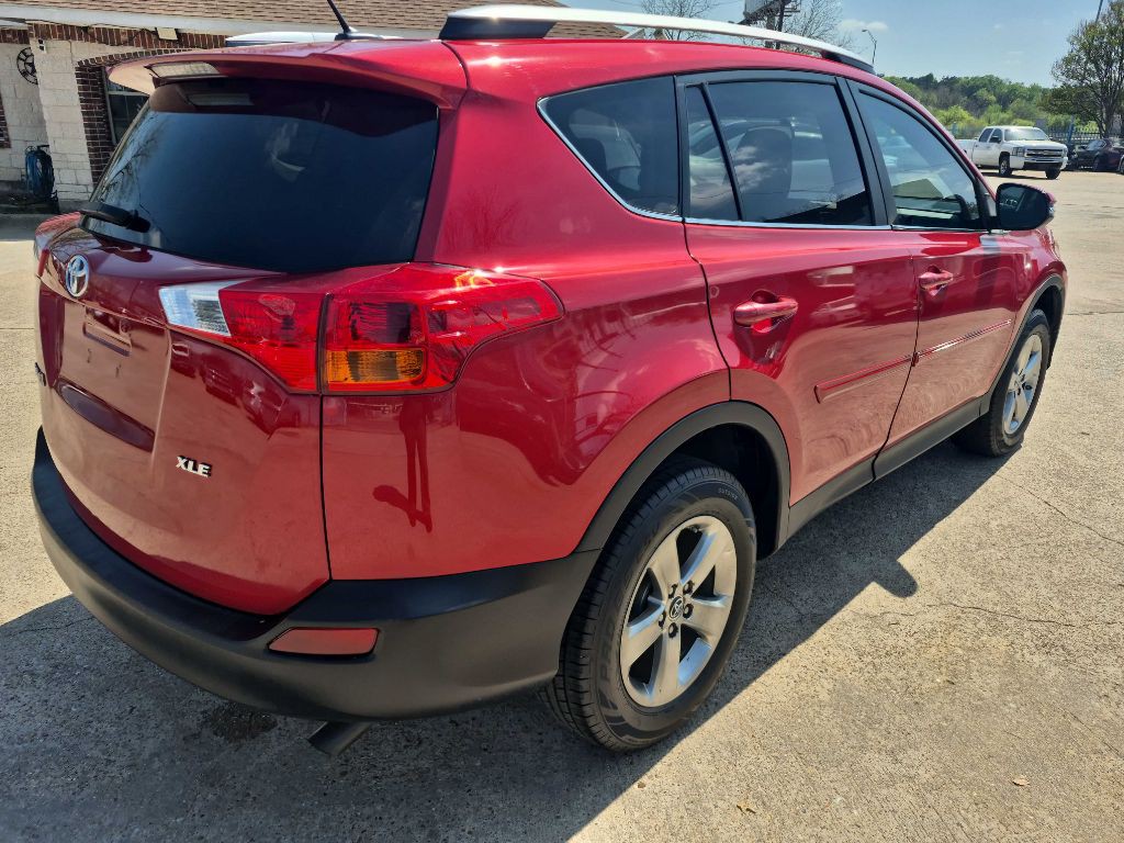 2015 Toyota Rav4 Image 3