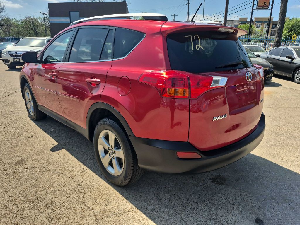 2015 Toyota Rav4 Image 6