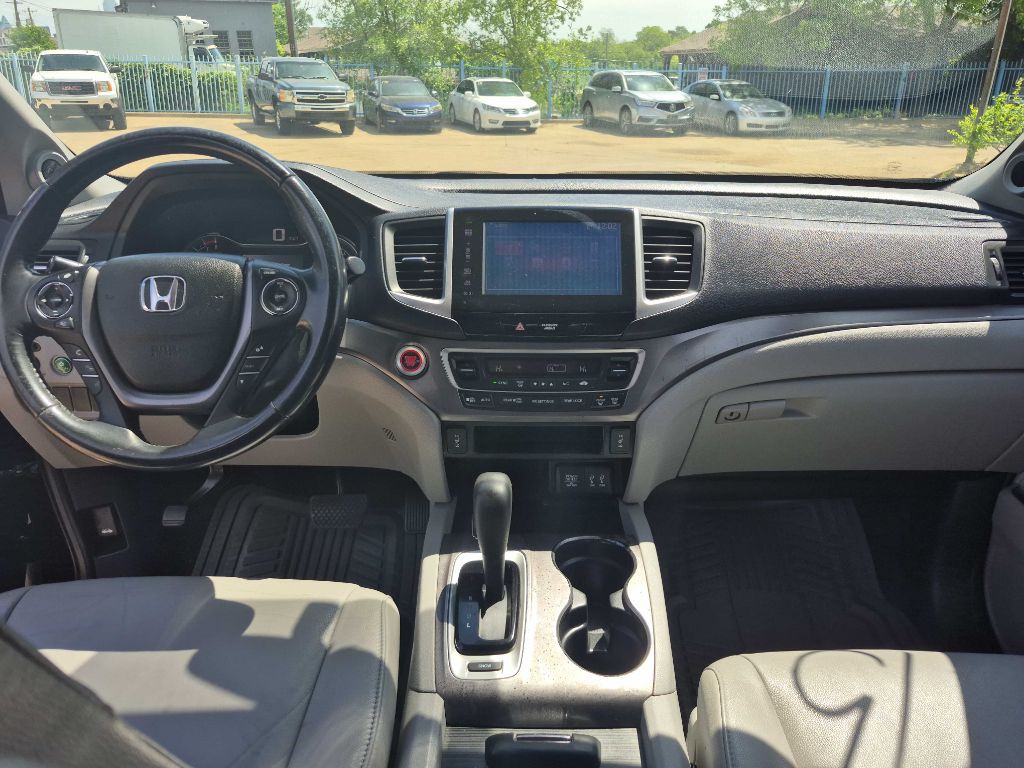 2016 Honda Pilot Image 11