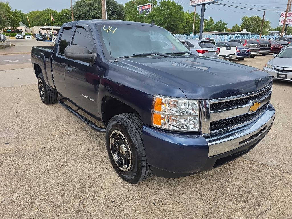 2010 Chevrolet Silverado 1500 Image 2